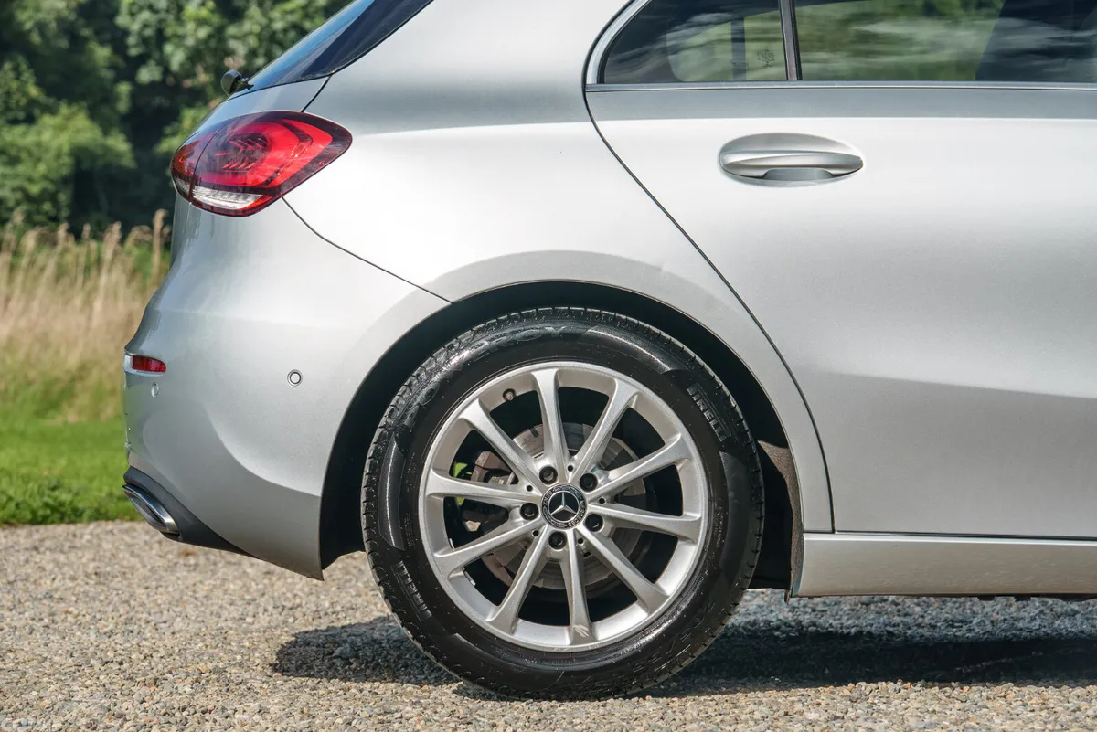 Mercedes-Benz A-Class Hatchback, Petrol, 2018, Silver