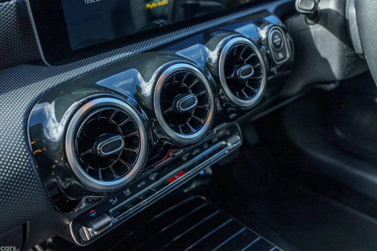 Mercedes-Benz A-Class Hatchback, Petrol, 2018, Silver