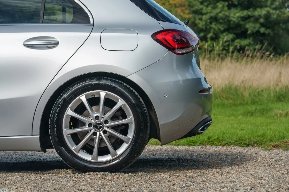 Mercedes-Benz A-Class Hatchback, Petrol, 2018, Silver