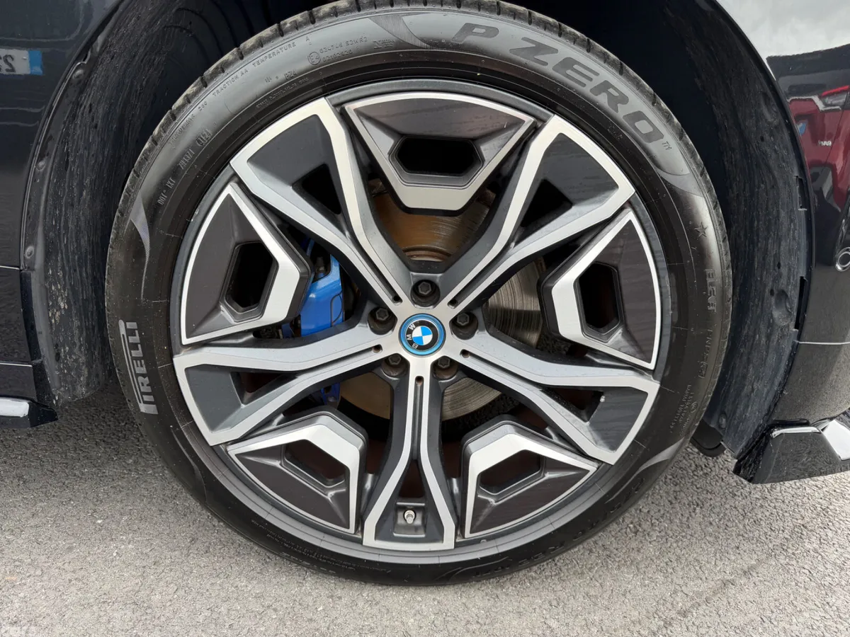 BMW iX Estate, Electric, 2022, Black