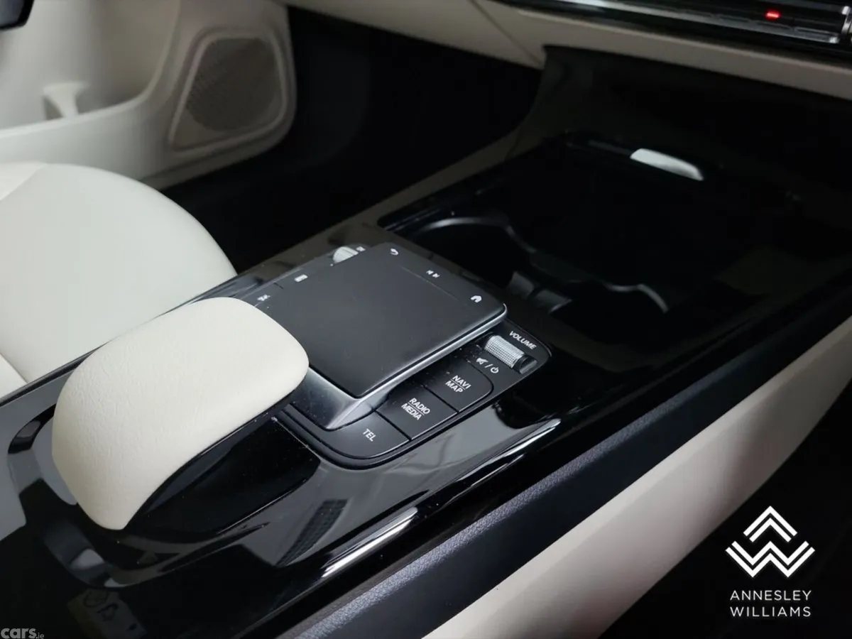 Mercedes-Benz CLA Saloon, Petrol, 2022, Red