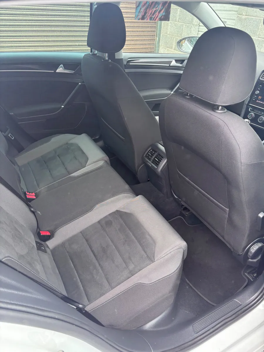 Volkswagen Golf Hatchback, Diesel, 2018, White
