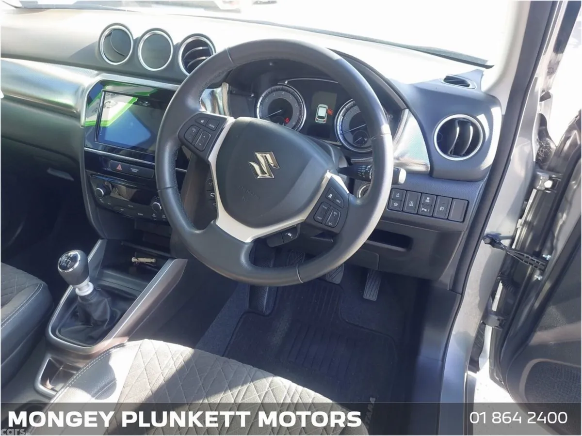 Suzuki Vitara SUV, Petrol, 2023, Grey
