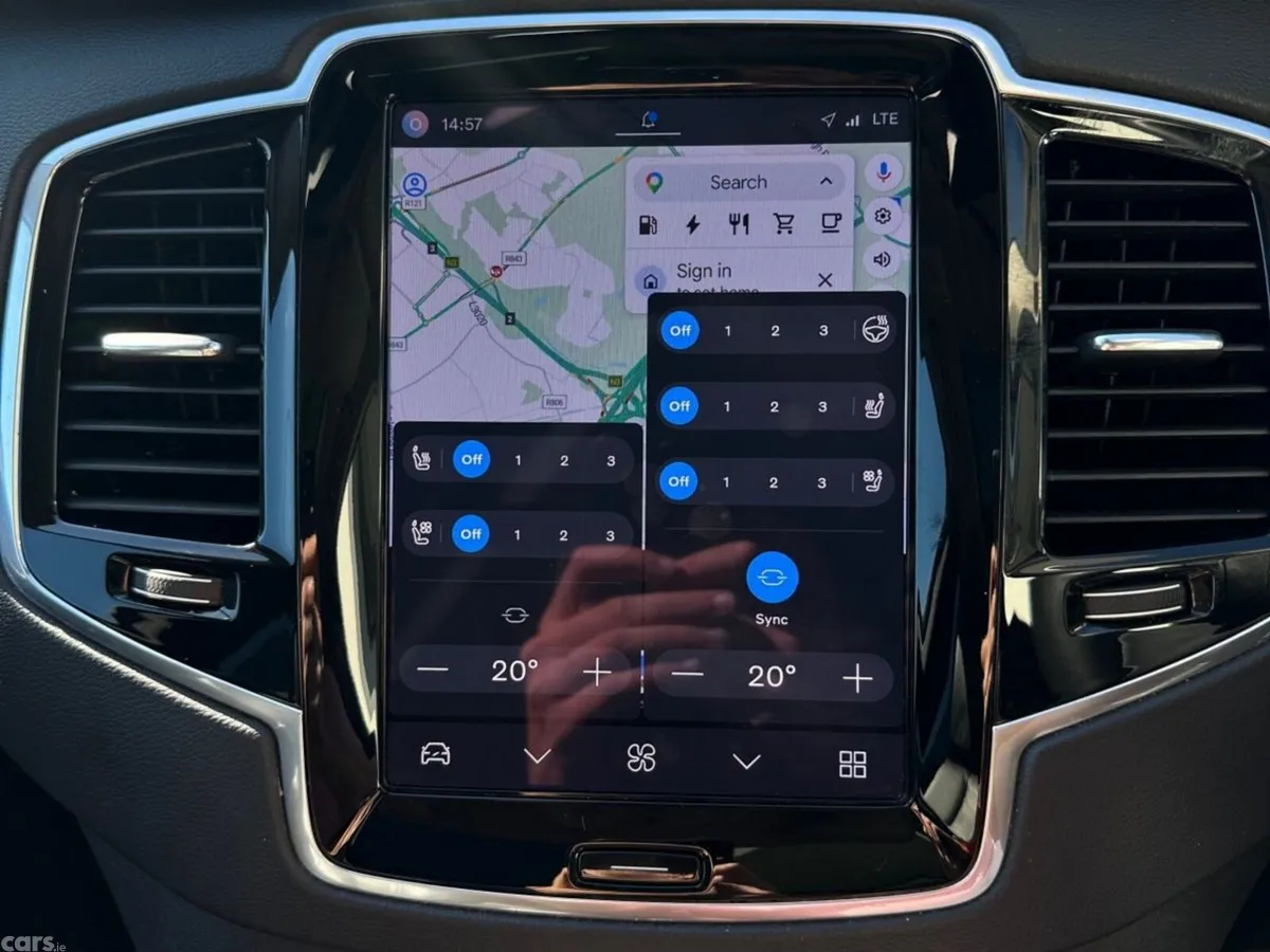 Volvo XC90 SUV, Petrol Plug-in Hybrid, 2023, Blue