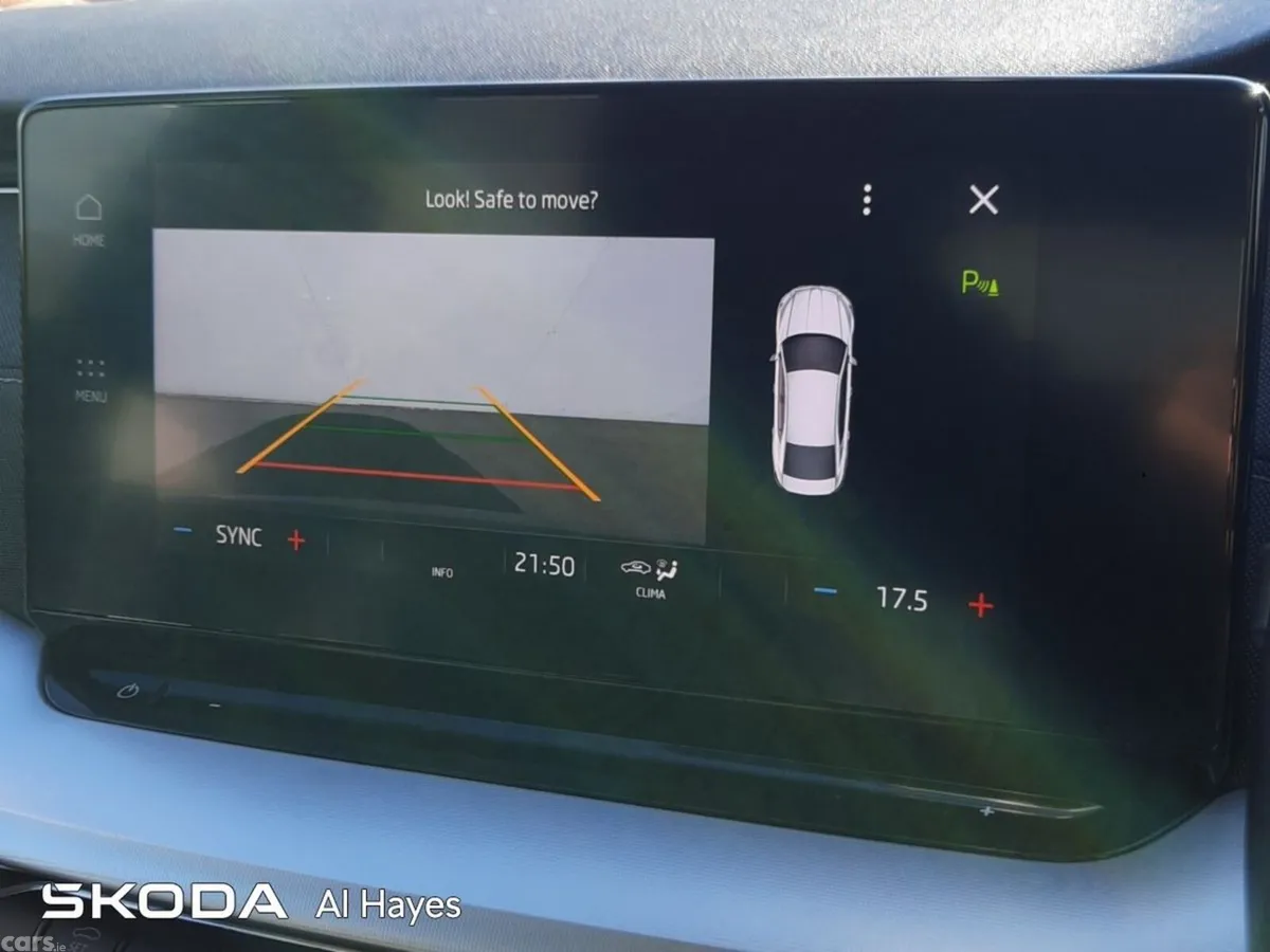 Skoda Octavia Saloon, Diesel, 2021, Grey
