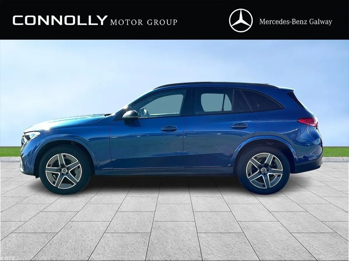 Mercedes-Benz GLC SUV, Diesel Plug-in Hybrid, 2023, Blue