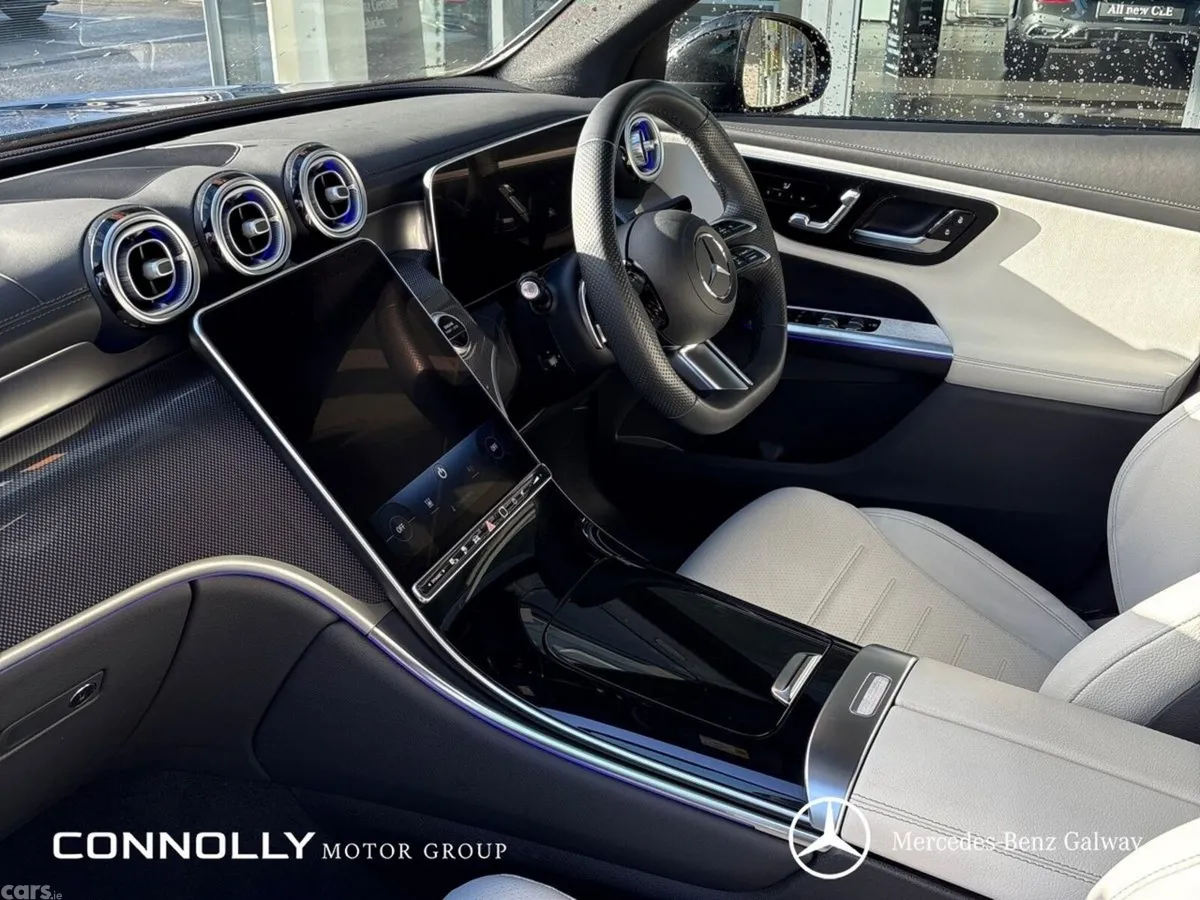 Mercedes-Benz GLC SUV, Diesel Plug-in Hybrid, 2023, Blue