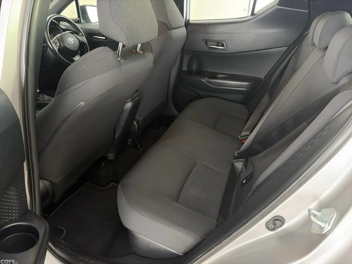 Toyota C-HR SUV, Petrol Hybrid, 2018, Grey