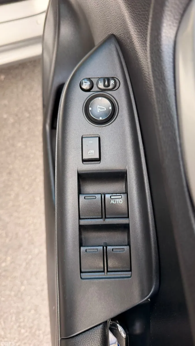 Honda Grace Saloon, Petrol Hybrid, 2015, Black