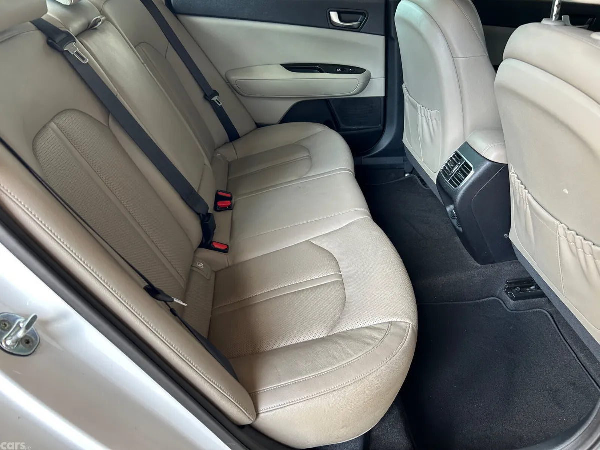 Kia Optima Saloon, Diesel, 2016, White