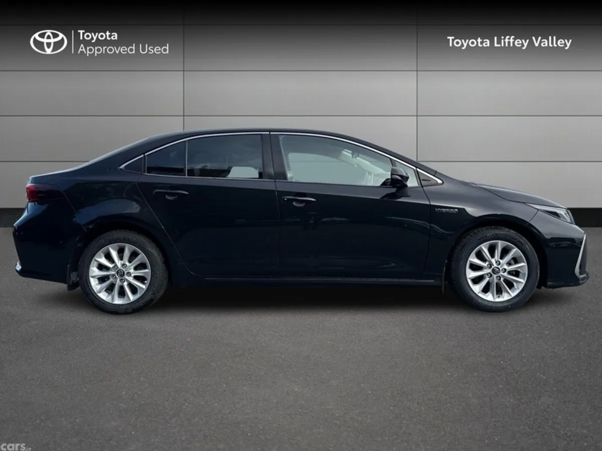 Toyota Corolla Saloon, Petrol Hybrid, 2020, Black