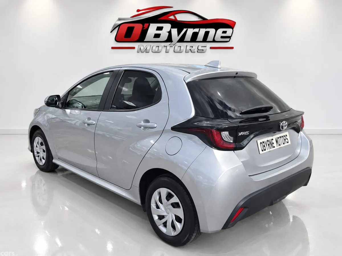 Toyota Yaris Hatchback, Petrol, 2023, Silver