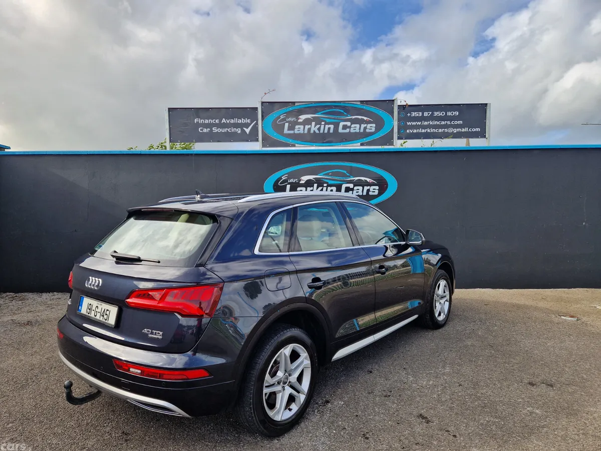 Audi Q5 SUV, Diesel, 2019, Blue