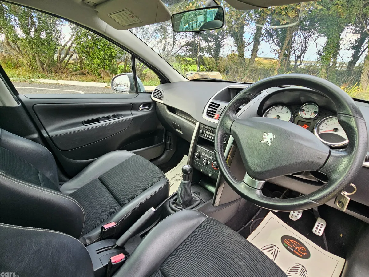 Peugeot 207 Estate, Diesel, 2013, Silver