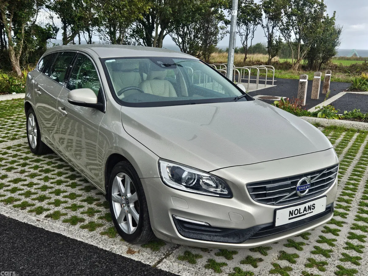 Volvo V60 Estate, Diesel, 2017, Gold