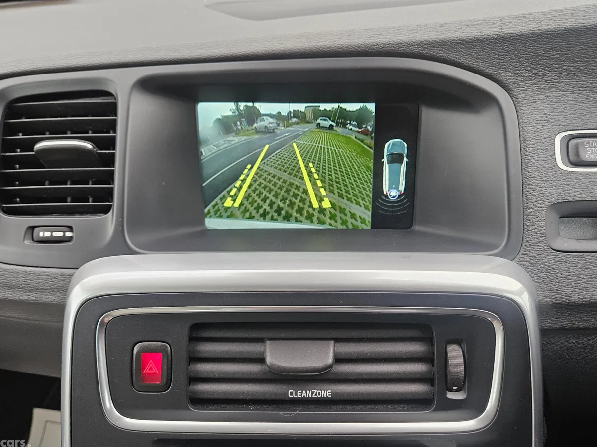 Volvo V60 Estate, Diesel, 2017, Gold