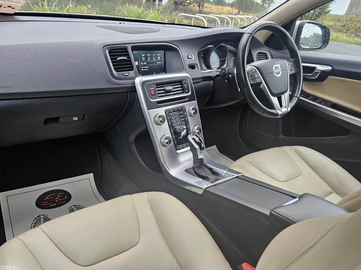 Volvo V60 Estate, Diesel, 2017, Gold
