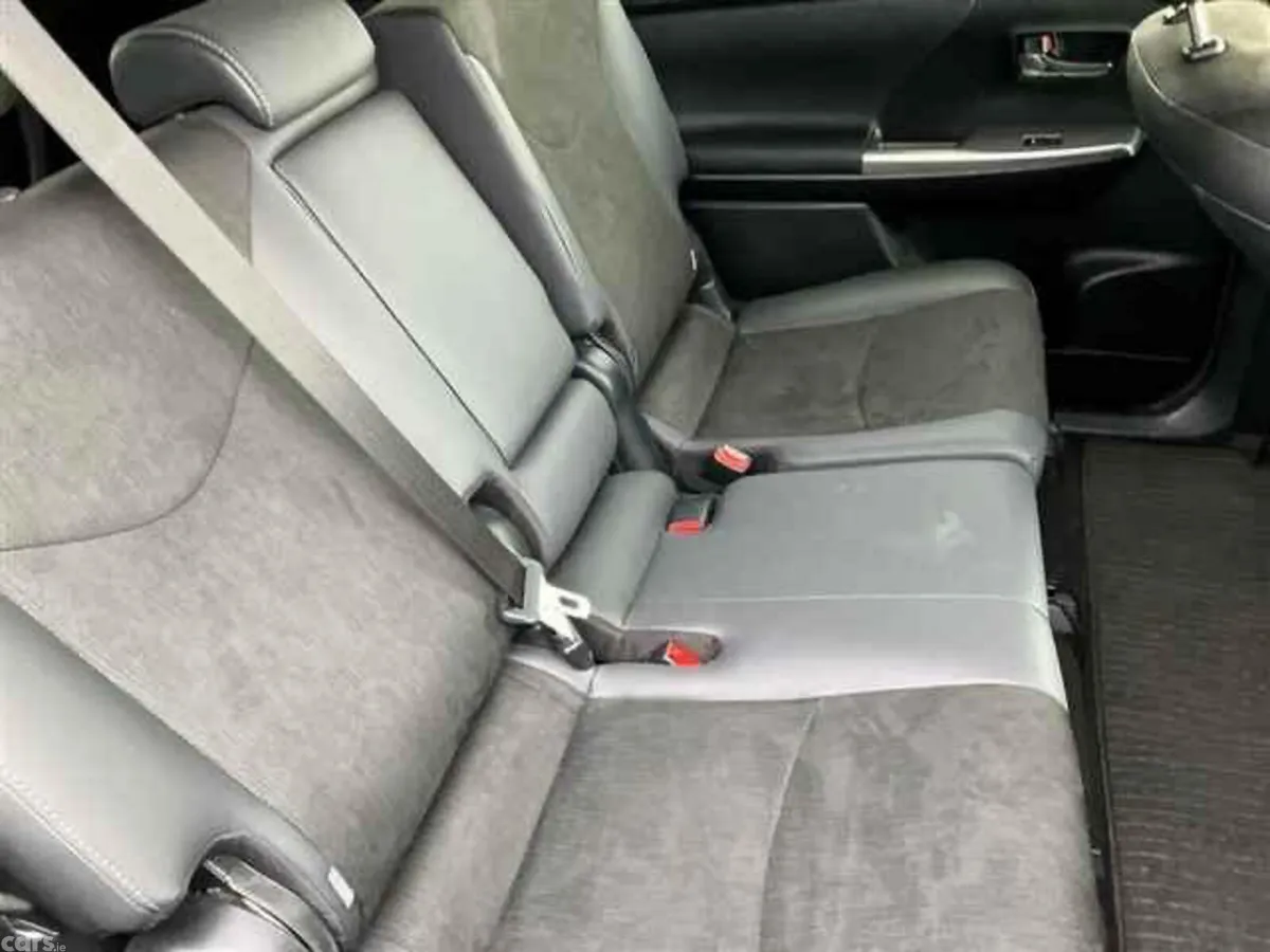Toyota Prius Hatchback, Petrol Hybrid, 2018, Black