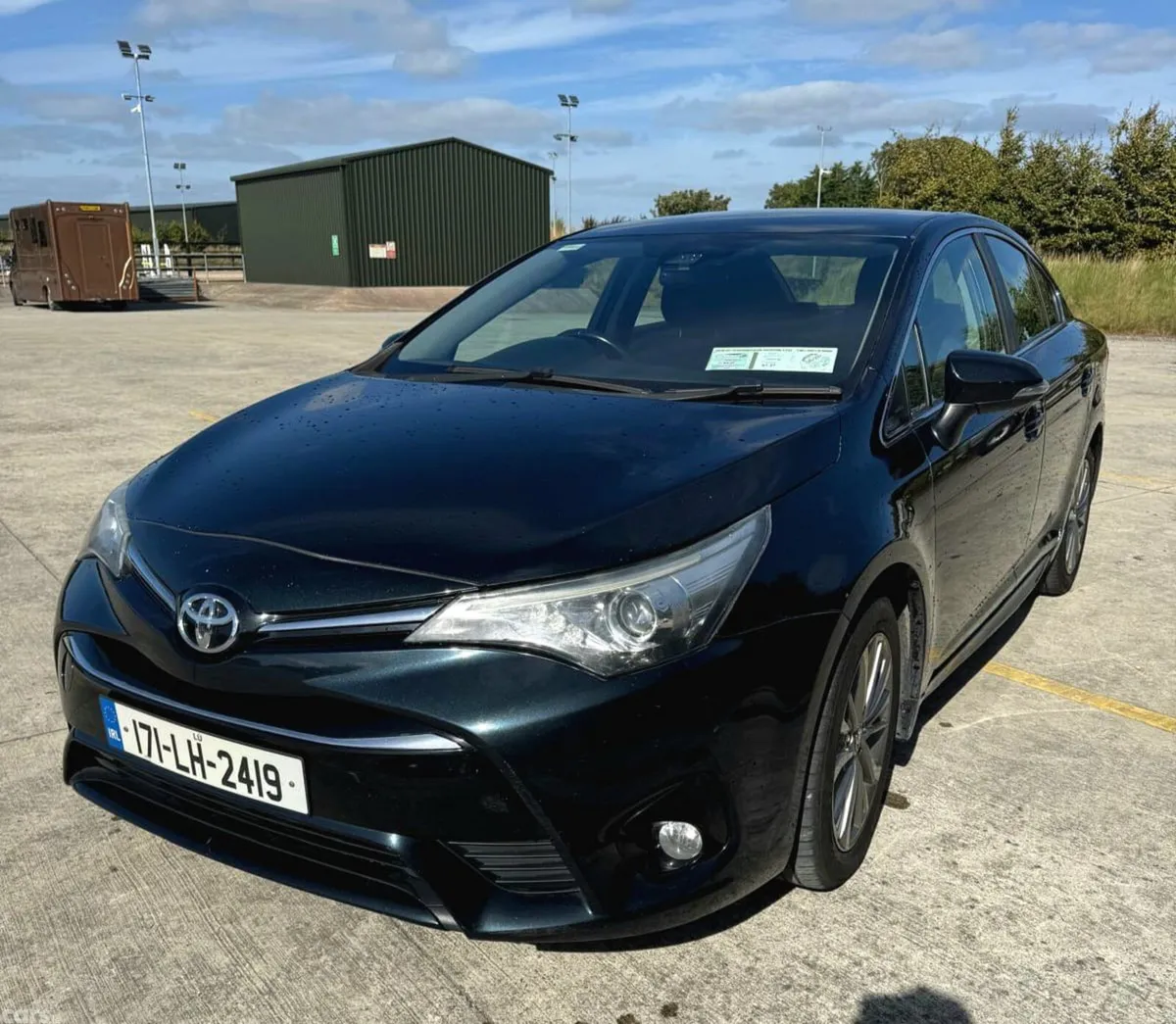 Toyota Avensis Saloon, Diesel, 2017, Grey