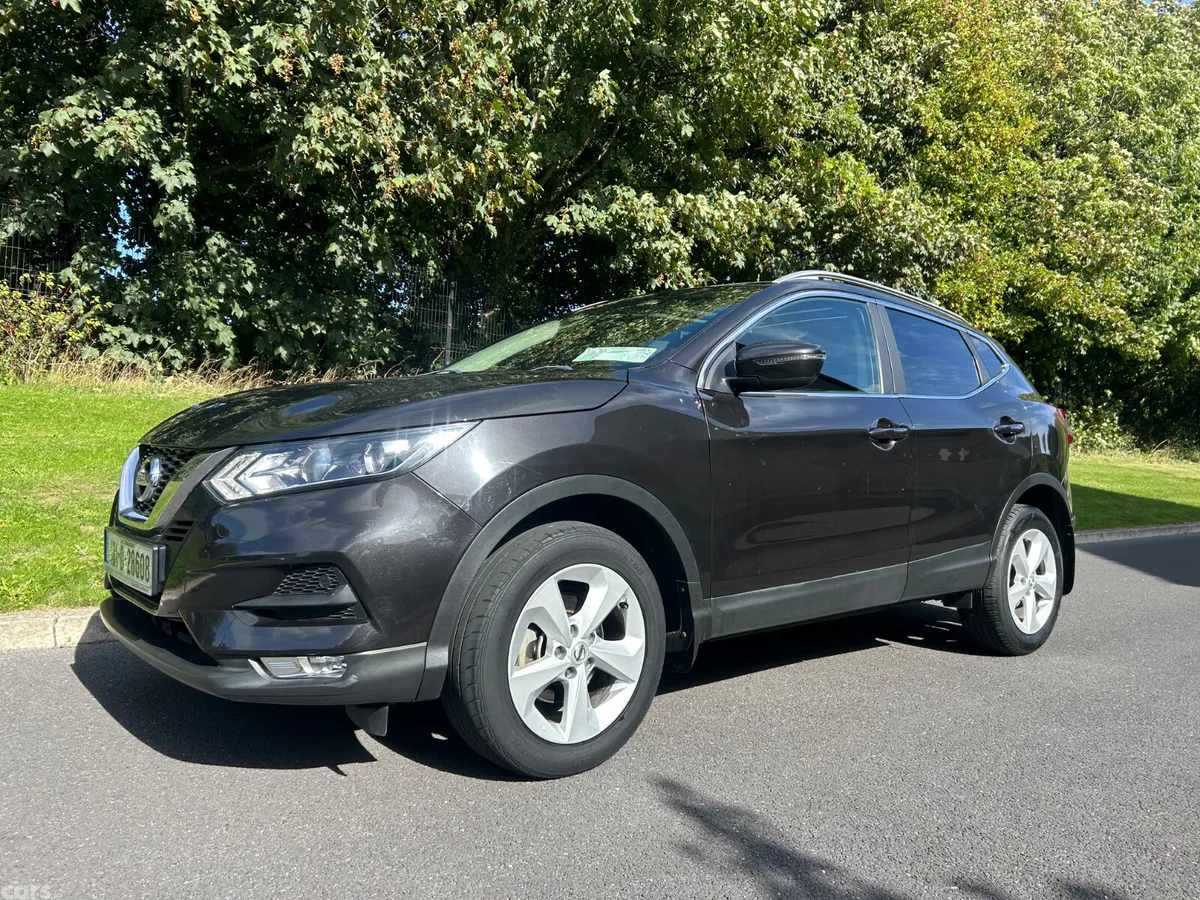 Nissan Qashqai MPV, Petrol, 2018, Black