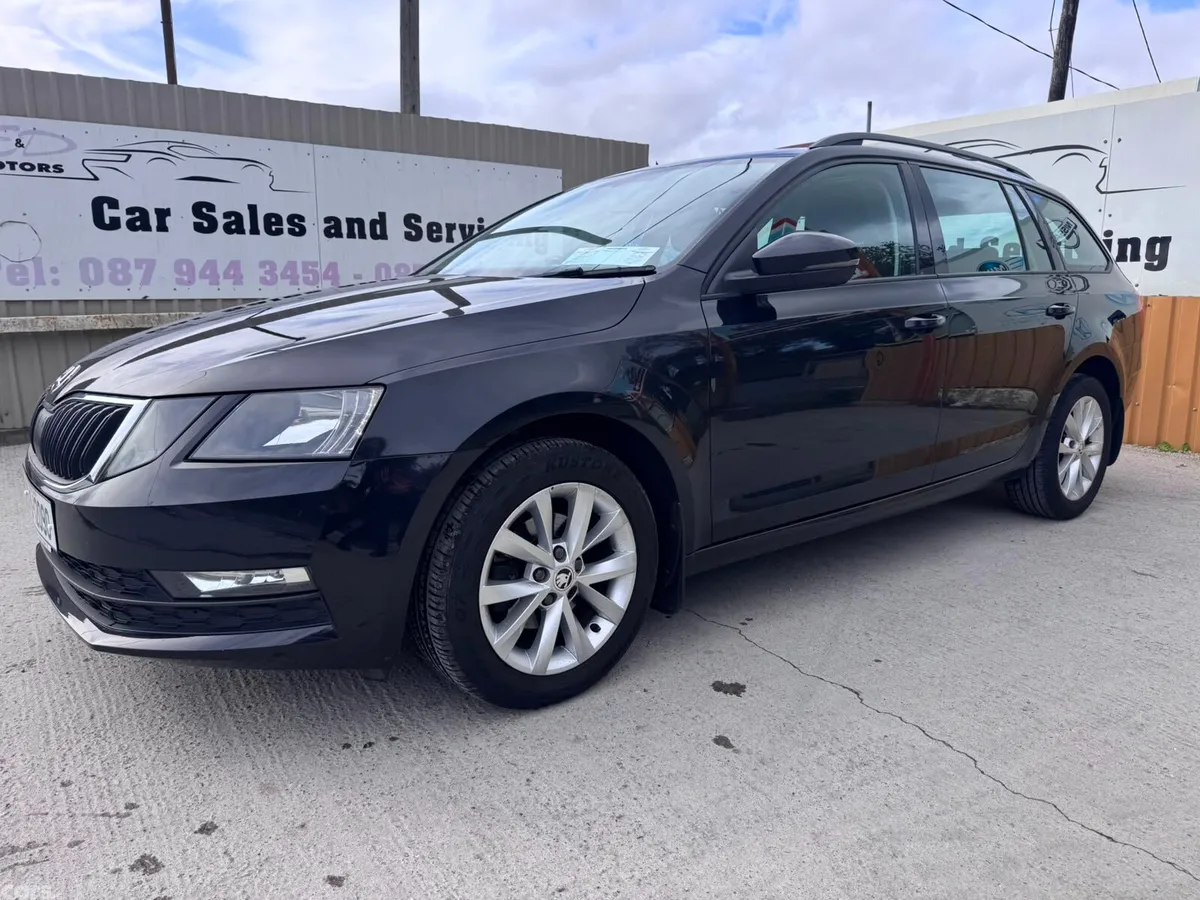 Skoda Octavia Estate, Diesel, 2020, Black