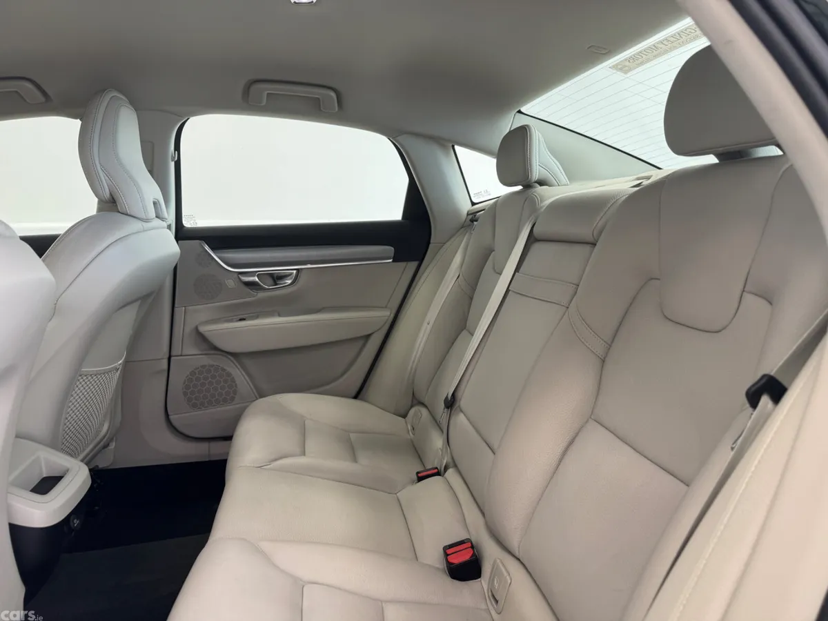 Volvo S90 Saloon, Diesel, 2020, Black