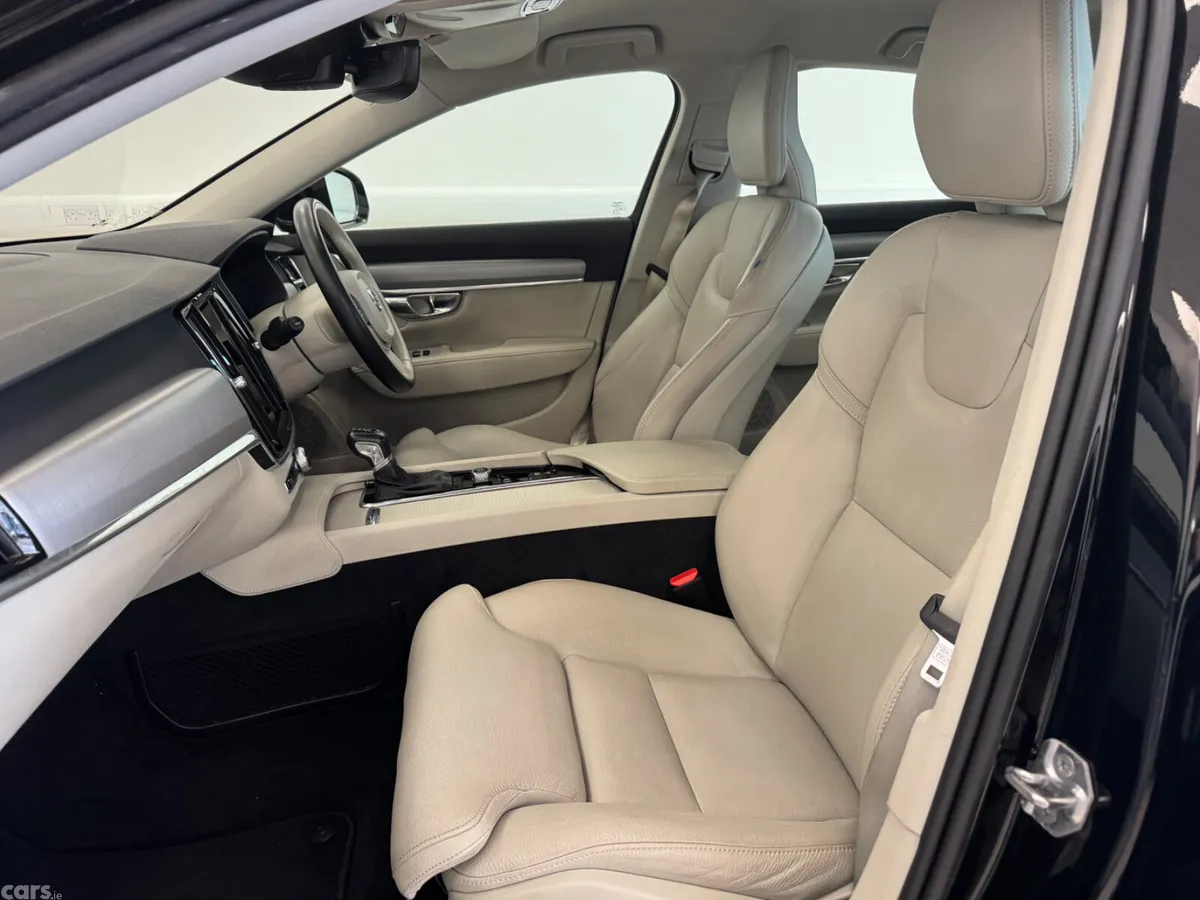 Volvo S90 Saloon, Diesel, 2020, Black