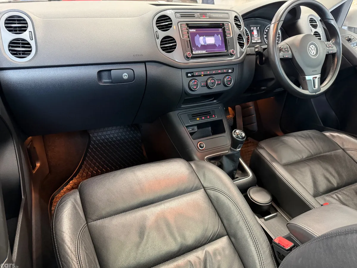 Volkswagen Tiguan SUV, Diesel, 2016, Brown