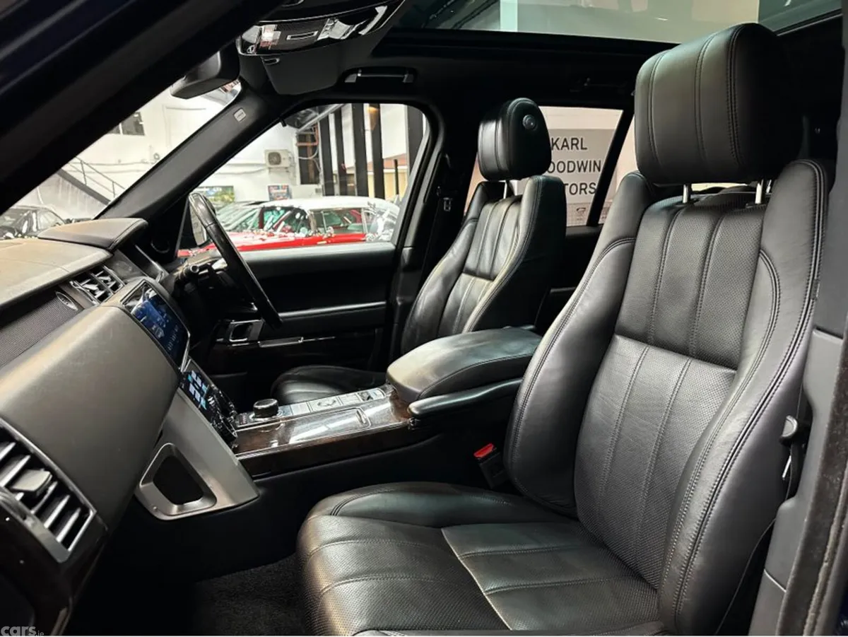 Land Rover Range Rover SUV, Diesel, 2015, Blue