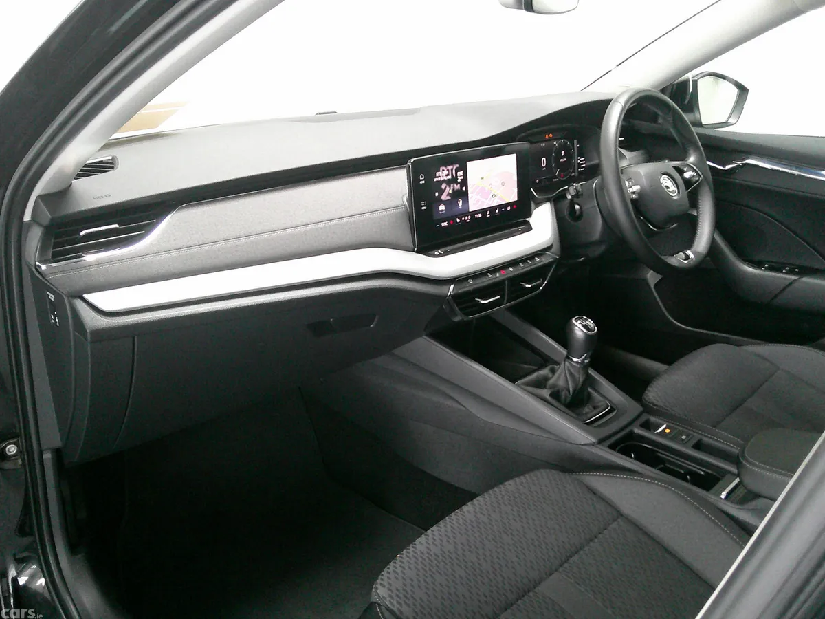 Skoda Octavia Saloon, Diesel, 2024, Black