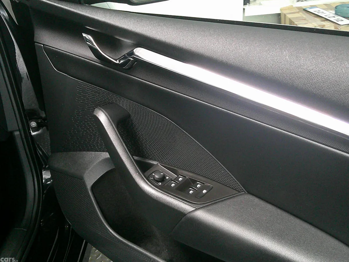 Skoda Octavia Saloon, Diesel, 2024, Black