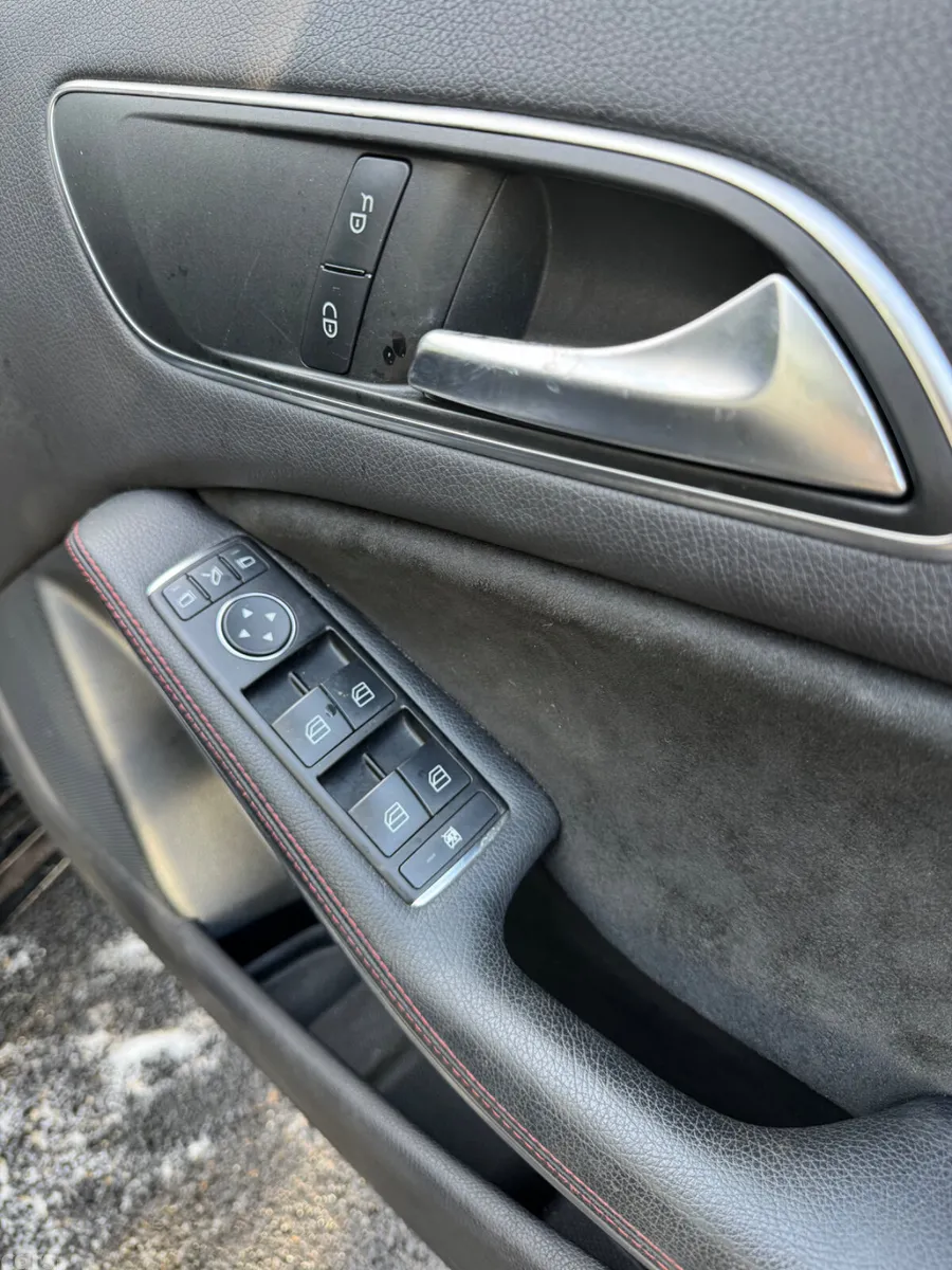 Mercedes-Benz A-Class Hatchback, Petrol, 2013, Black