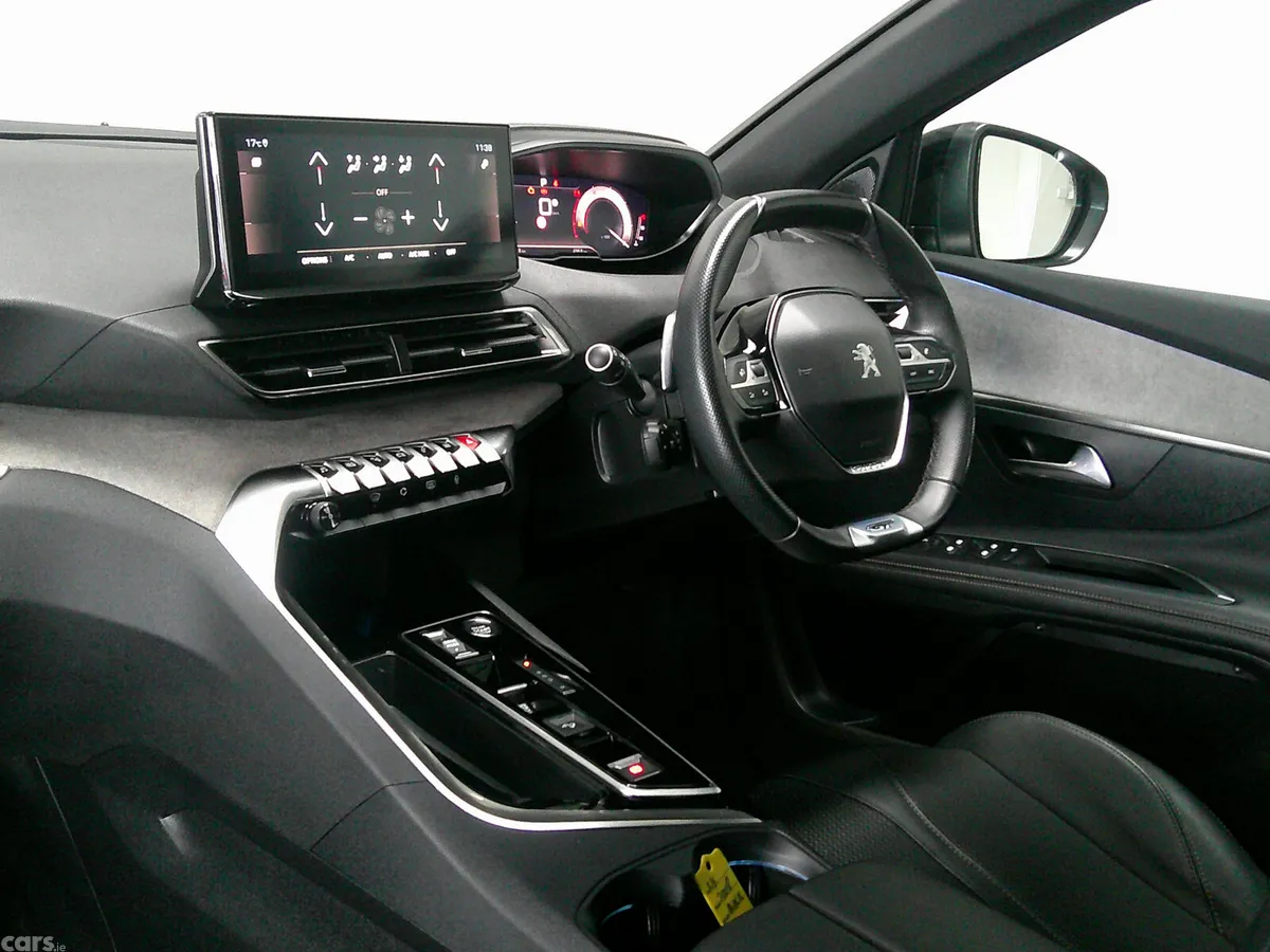 Peugeot 3008 MPV, Diesel, 2024, Black