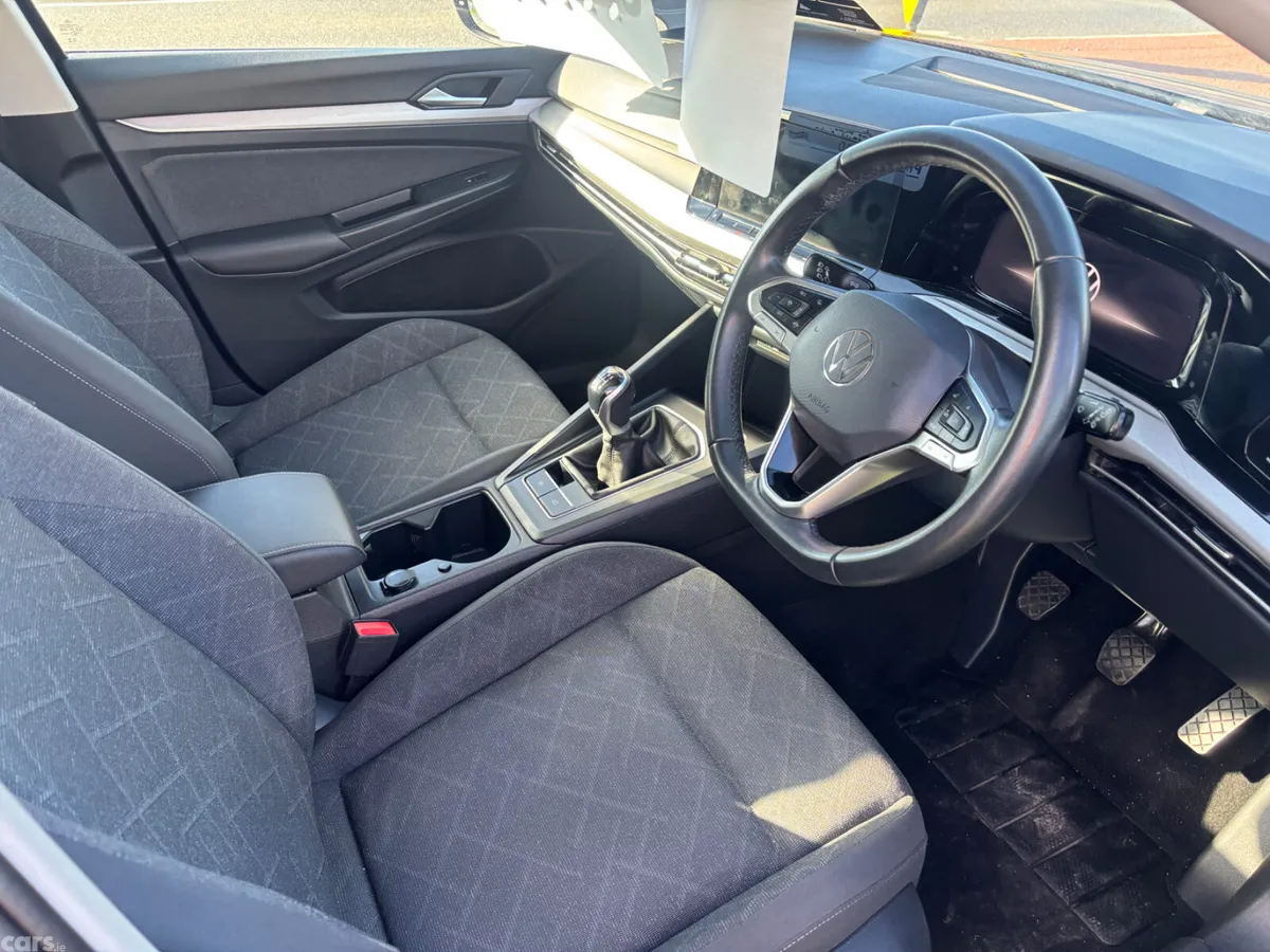 Volkswagen Golf Hatchback, Diesel, 2023, Blue