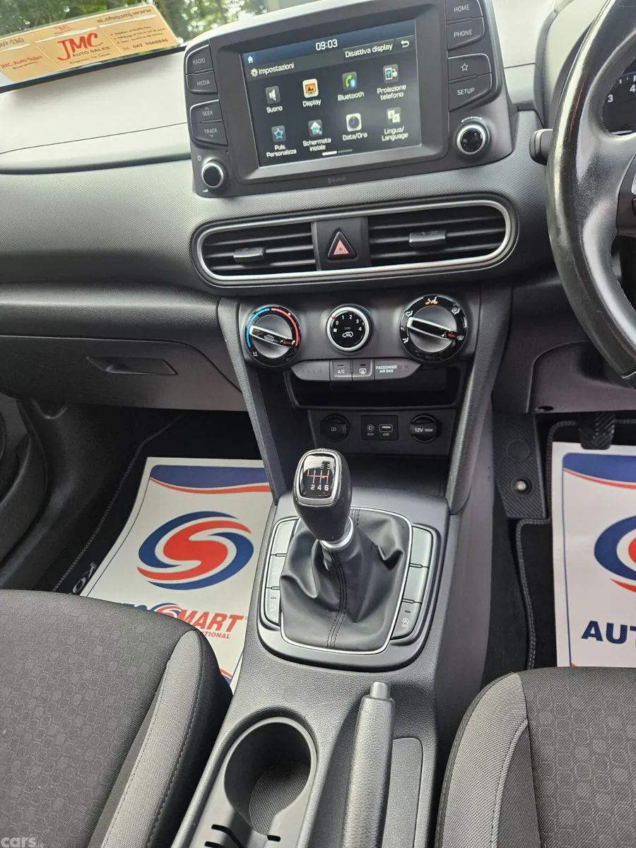 Hyundai KONA Hatchback, Petrol, 2019, Red