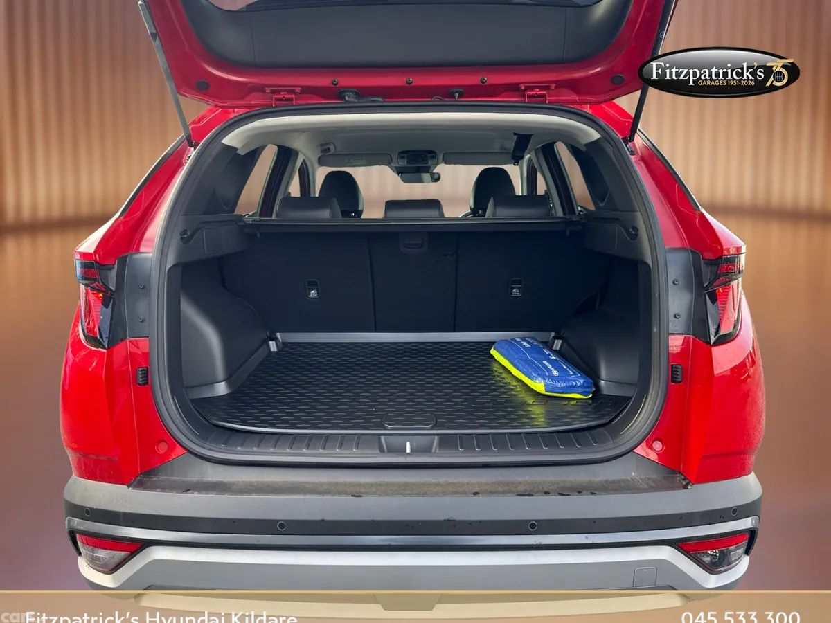 Hyundai Tucson SUV, Diesel, 2027, Red