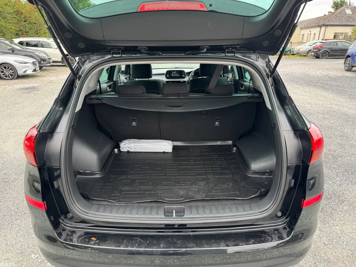 Hyundai Tucson SUV, Diesel, 2019, Black