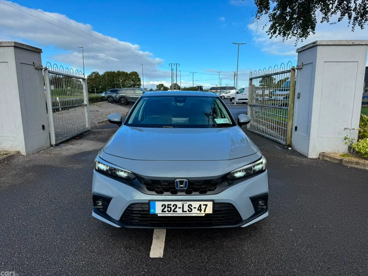 Honda Civic Hatchback, Petrol Hybrid, 2025, Grey