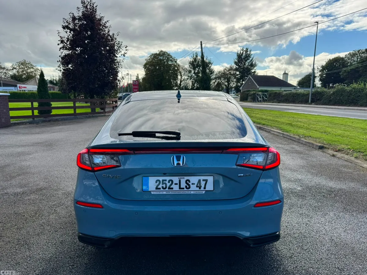 Honda Civic Hatchback, Petrol Hybrid, 2025, Grey