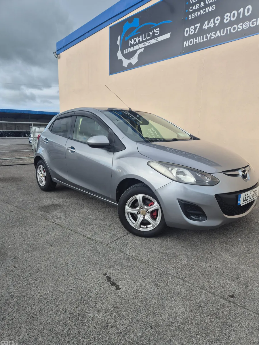 Mazda Demio MPV, Petrol, 2013, Silver