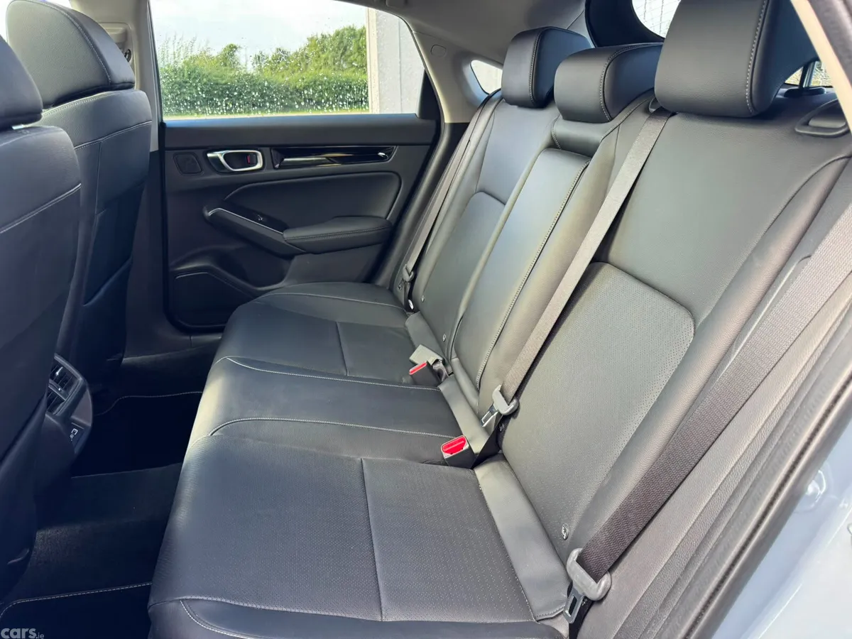 Honda Civic Hatchback, Petrol Hybrid, 2025, Grey