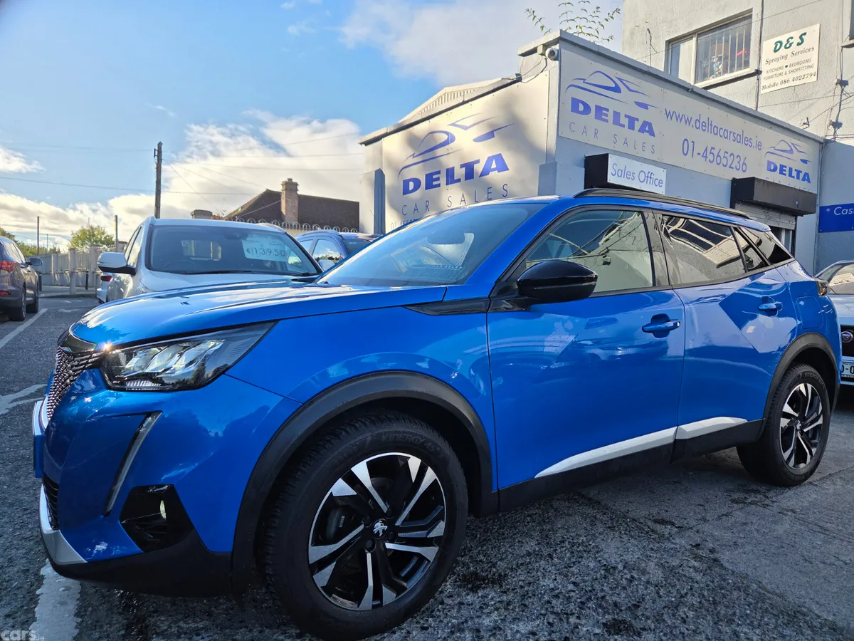 Peugeot 2008 MPV, Petrol, 2022, Blue