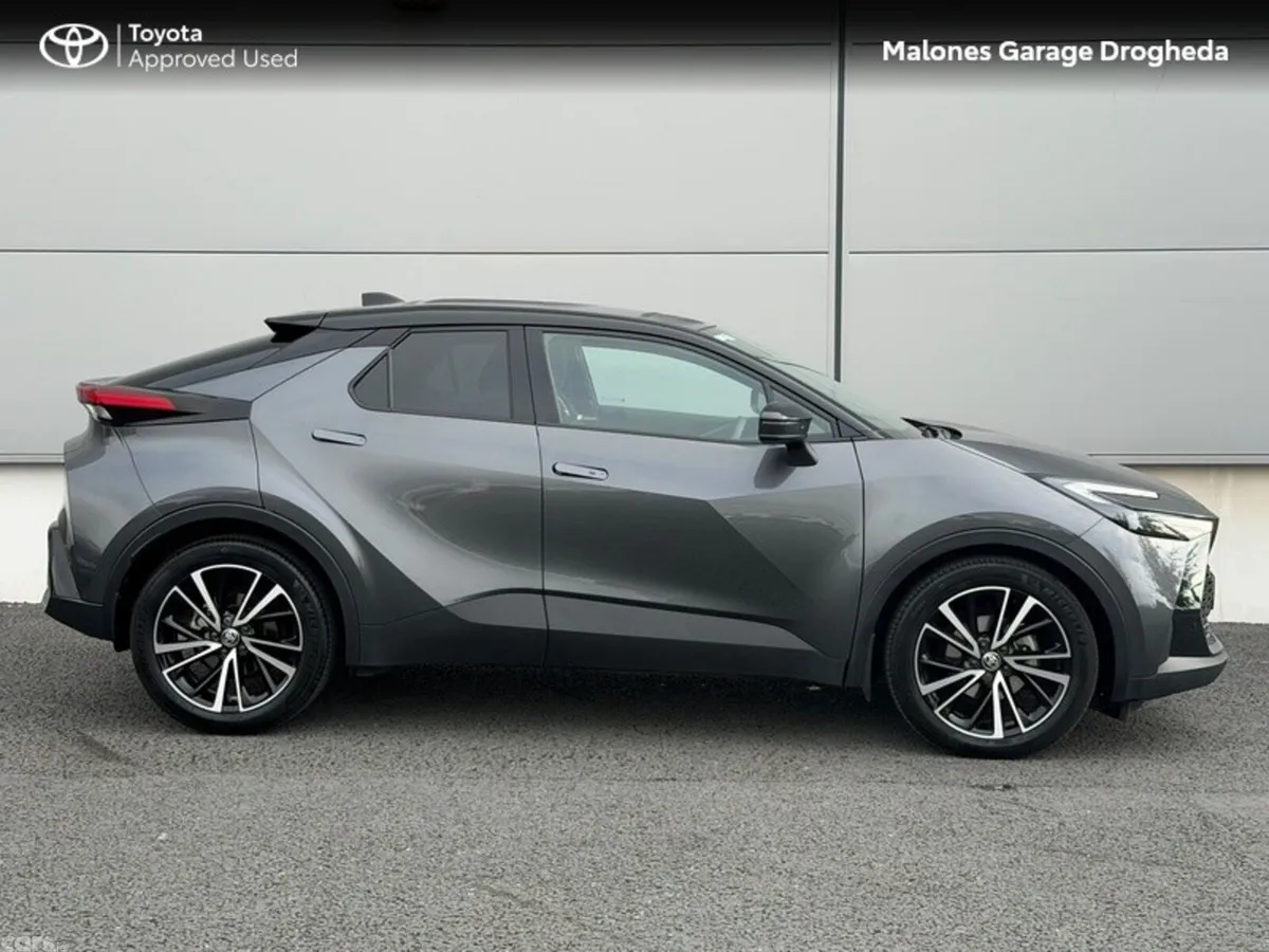 Toyota C-HR SUV, Petrol Hybrid, 2025, Grey