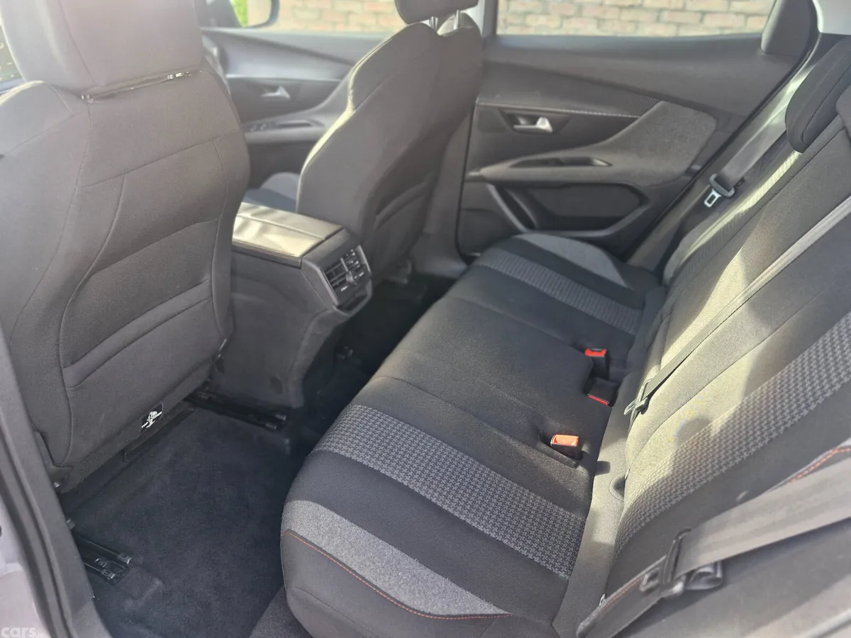 Peugeot 3008 SUV, Diesel, 2017, Grey