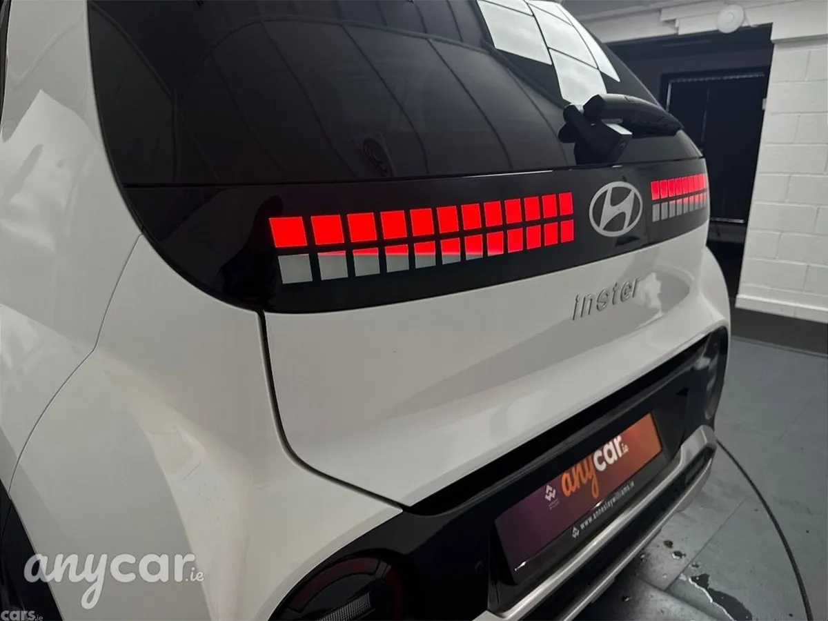 Hyundai INSTER MPV, Electric, 2025, White
