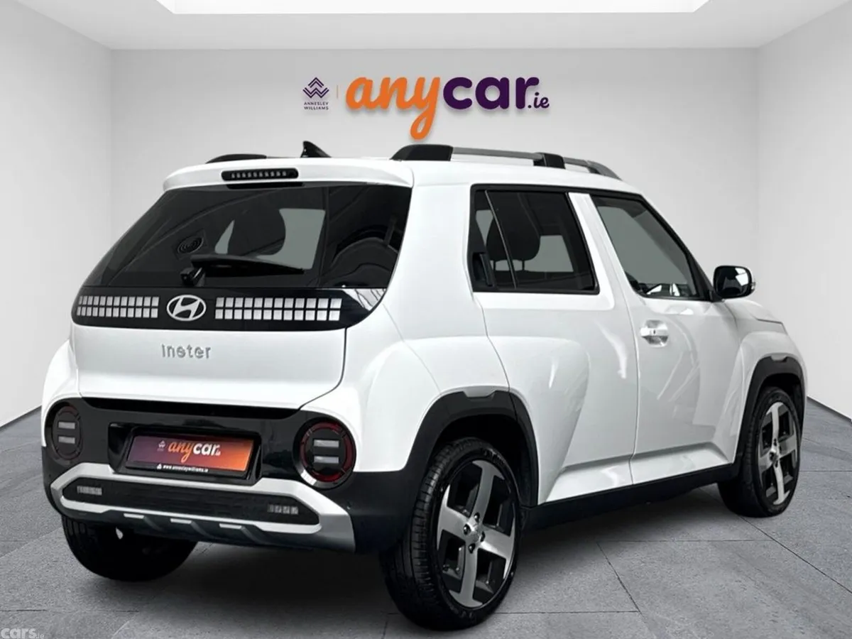 Hyundai INSTER MPV, Electric, 2025, White