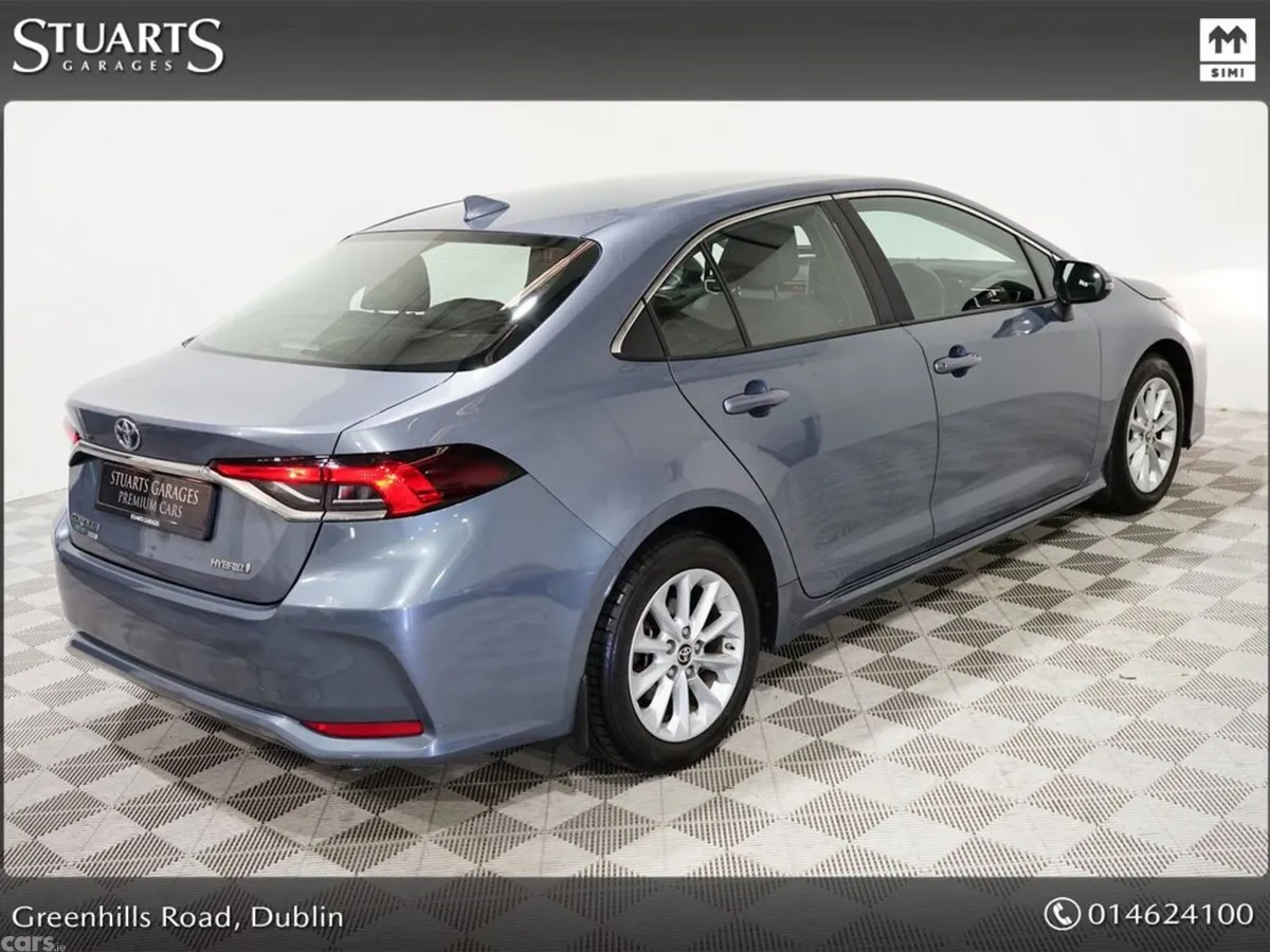 Toyota Corolla Saloon, Petrol Hybrid, 2022, Grey
