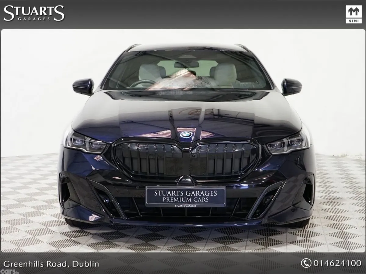 BMW 5-Series Estate, Petrol Plug-in Hybrid, 2025, Black