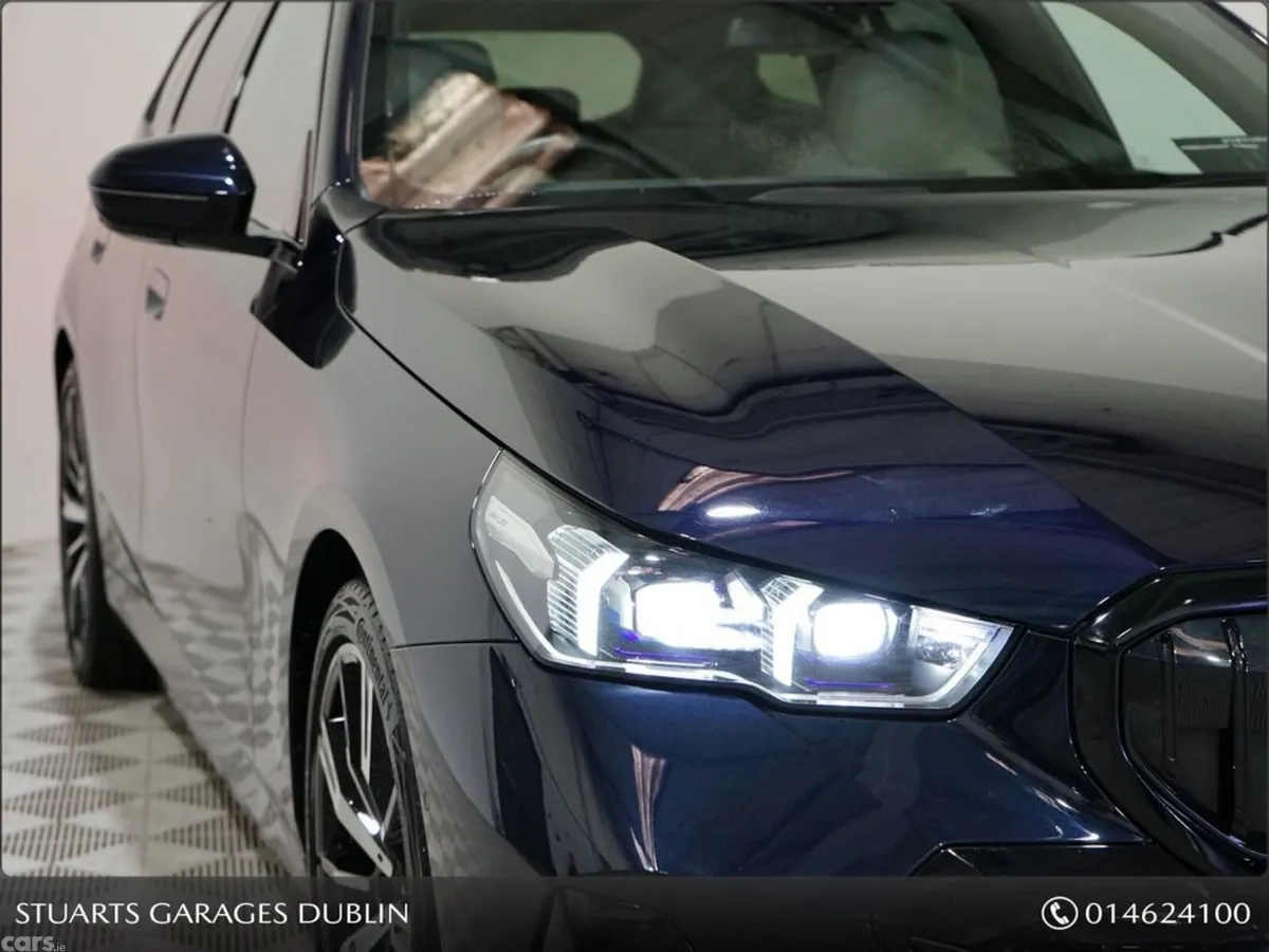 BMW 5-Series Estate, Petrol Plug-in Hybrid, 2025, Black