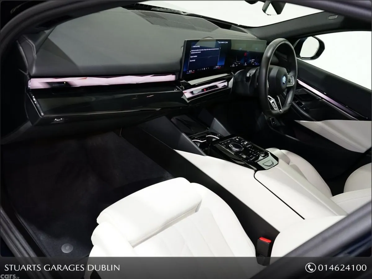 BMW 5-Series Estate, Petrol Plug-in Hybrid, 2025, Black